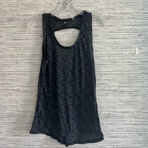 Zella Sleeveless Workout Top in Gray Size: S